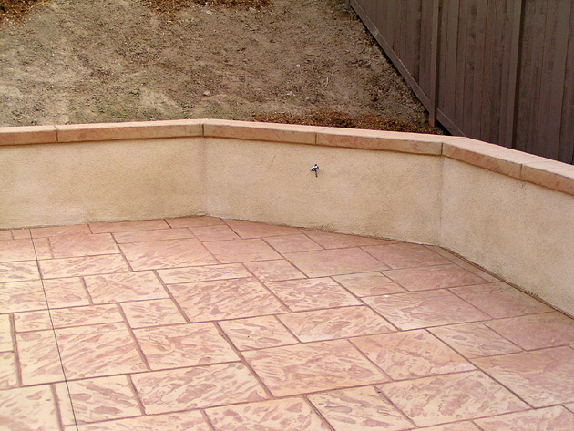 Walls_Bench18