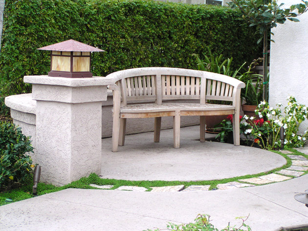 Walls_Bench25