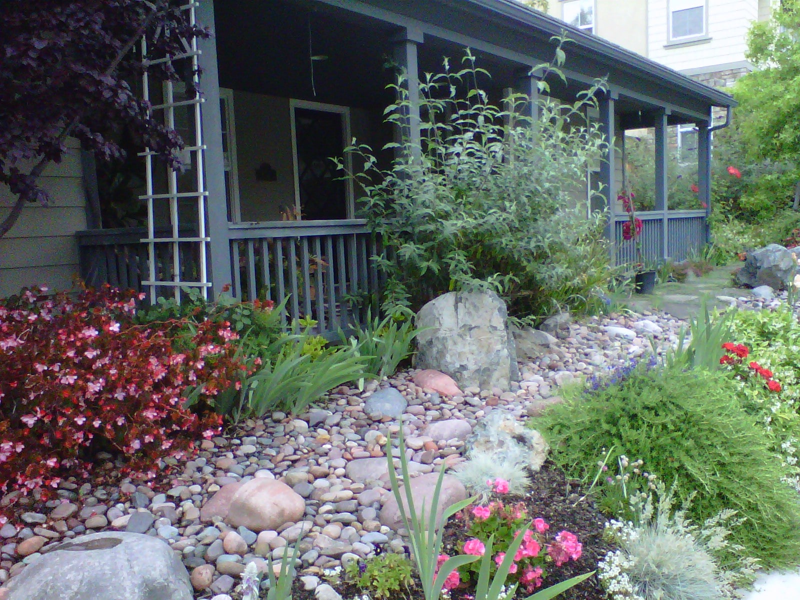 San-Diego-Rocks-and-Stones-Pottin-min