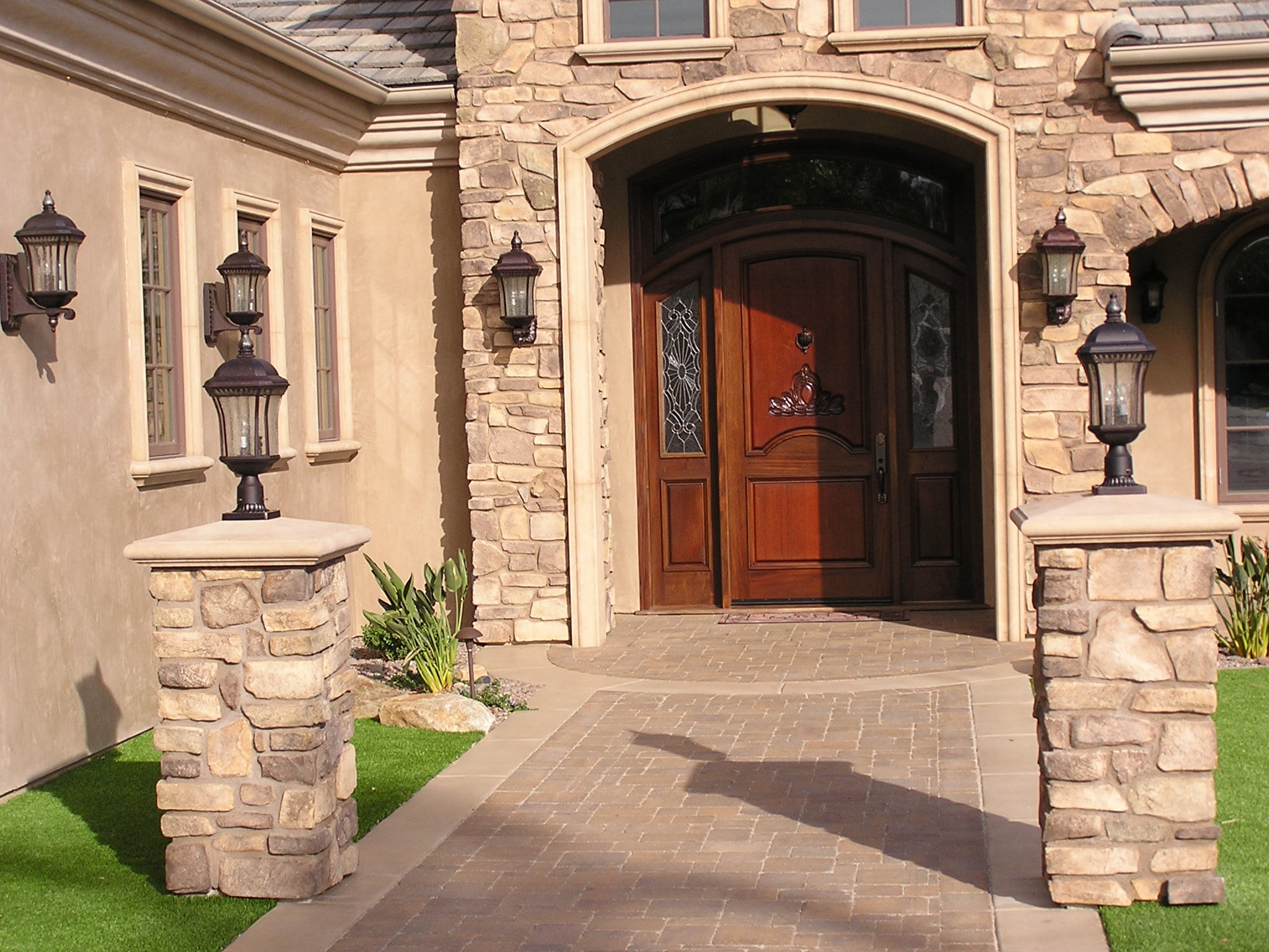 San-Diego-Entryway-Barad-1-min