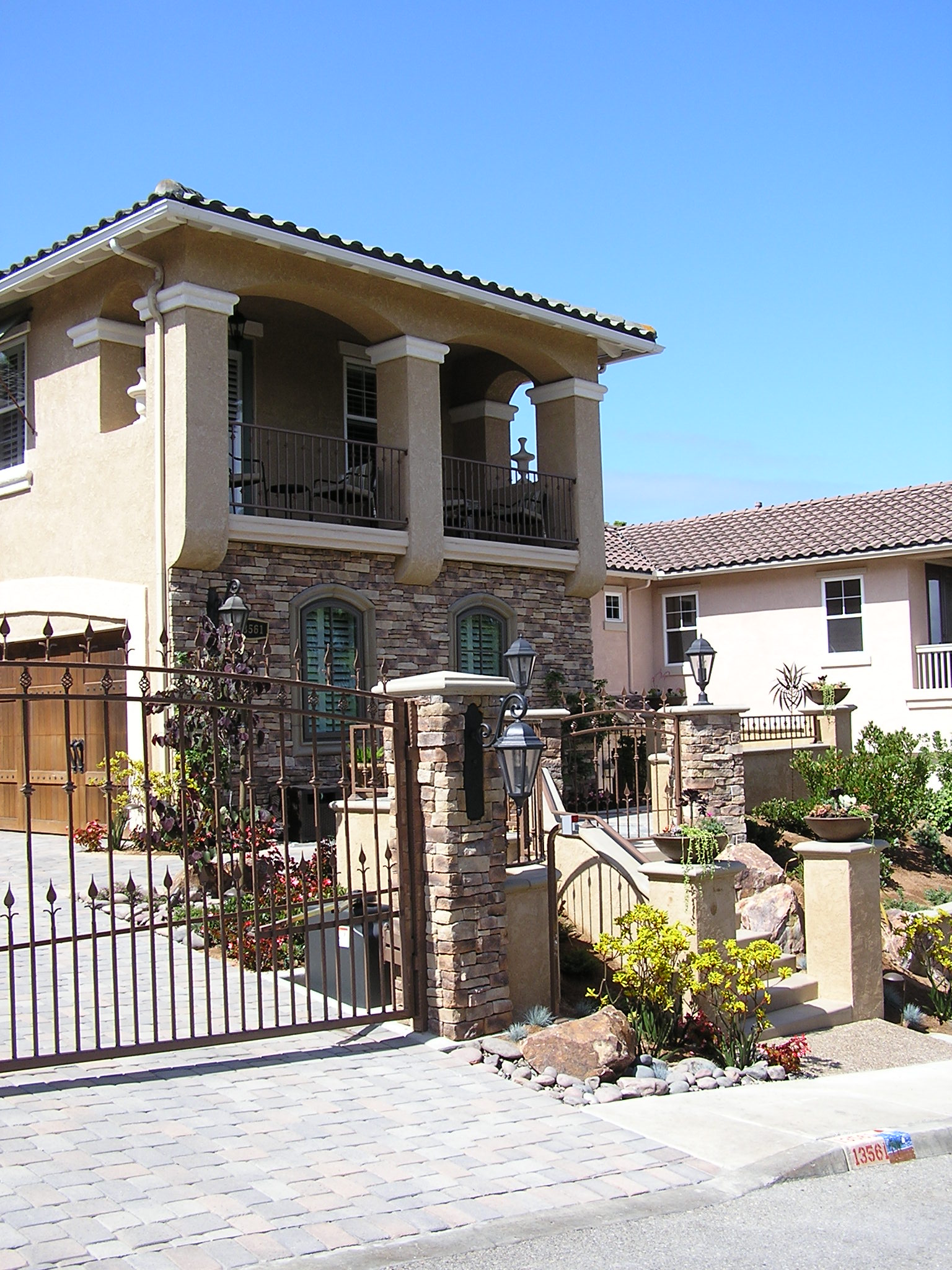 San-Diego-Front-Yard-Prestridge-2-min