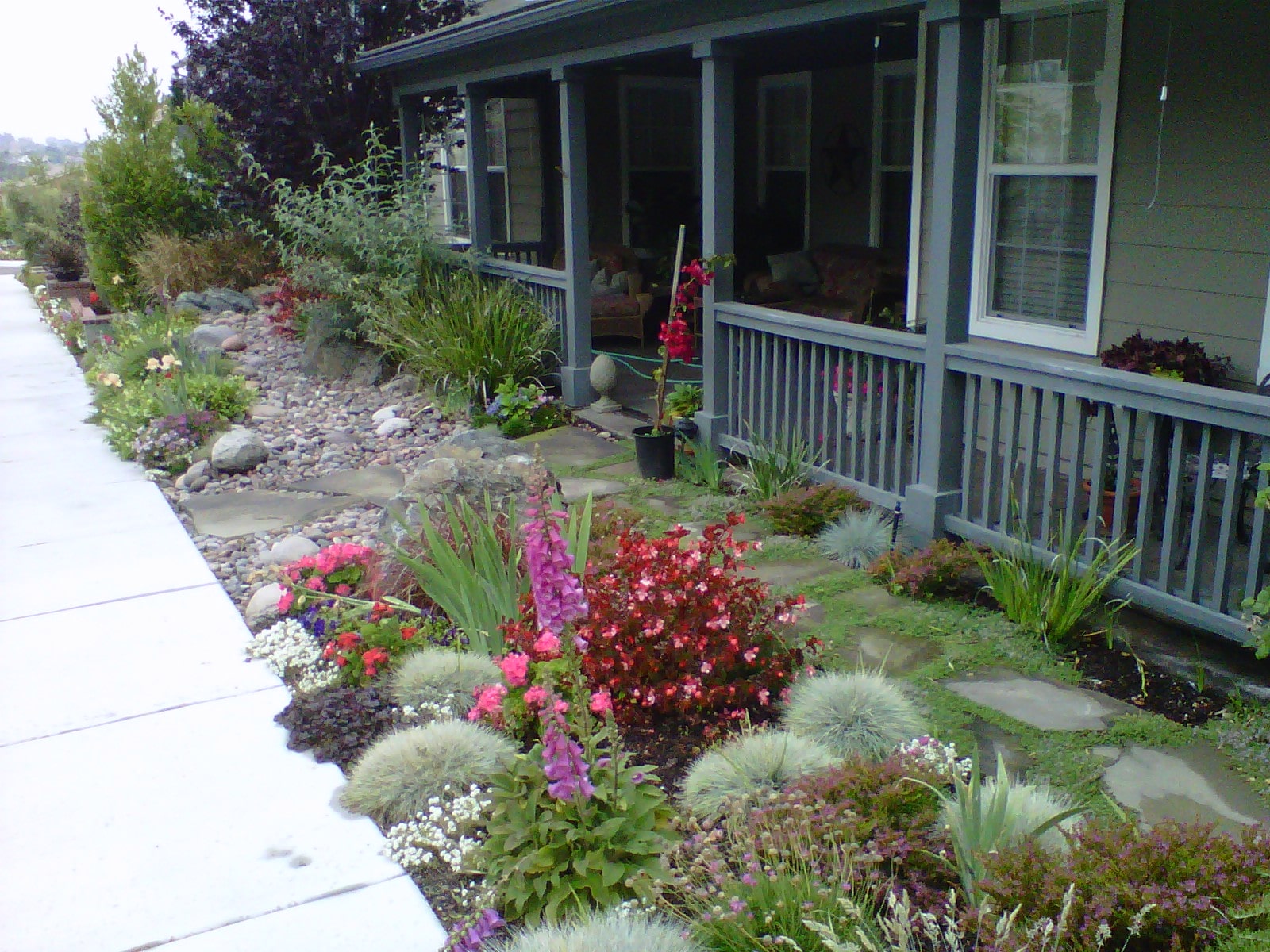 San-Diego-Frontyard-Pottin-2-min
