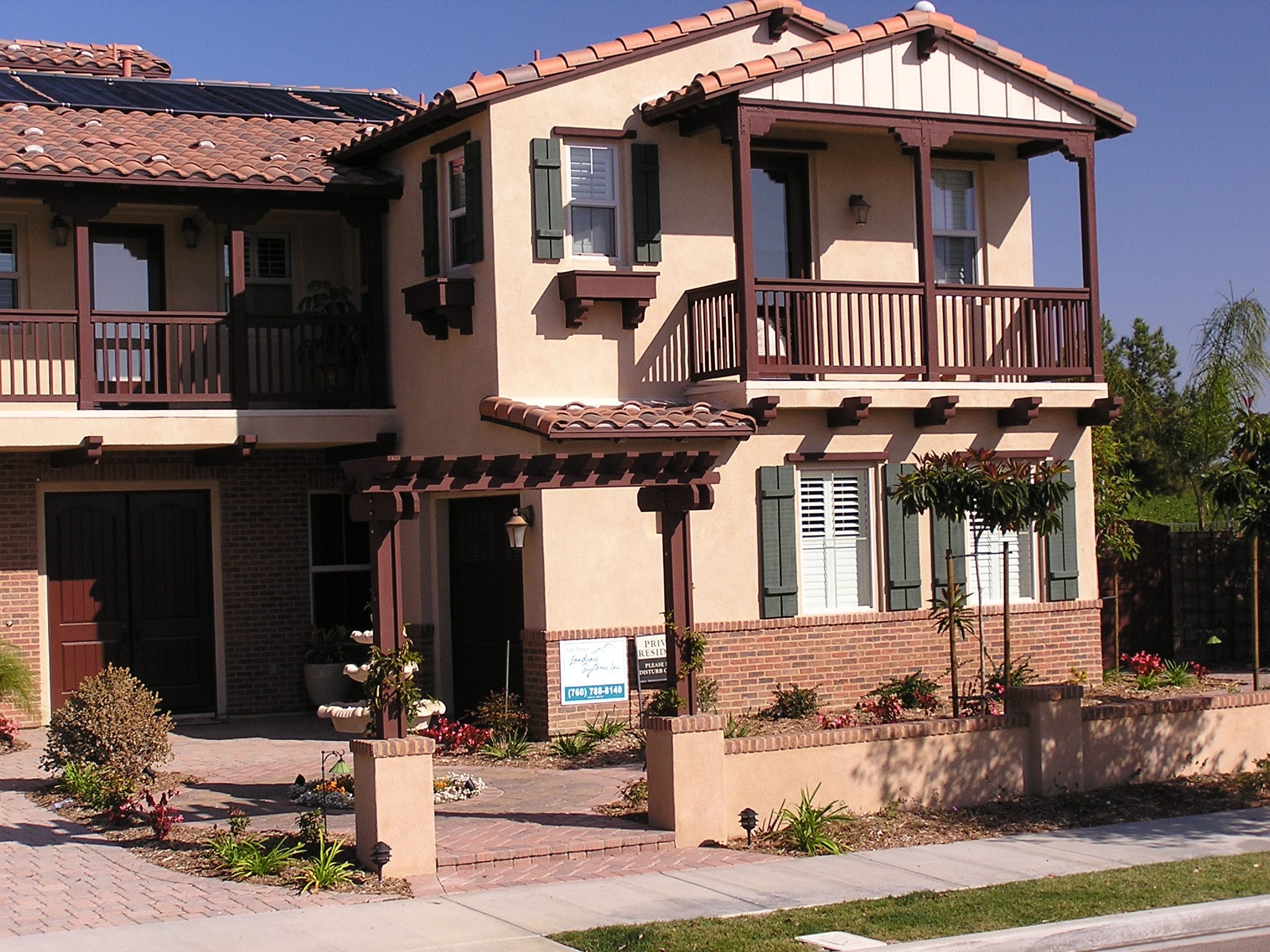 San-Diego-Frontyard-Rode-min