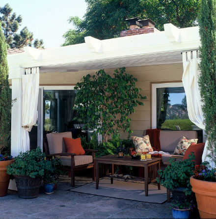 outdoor living space San Diego CA